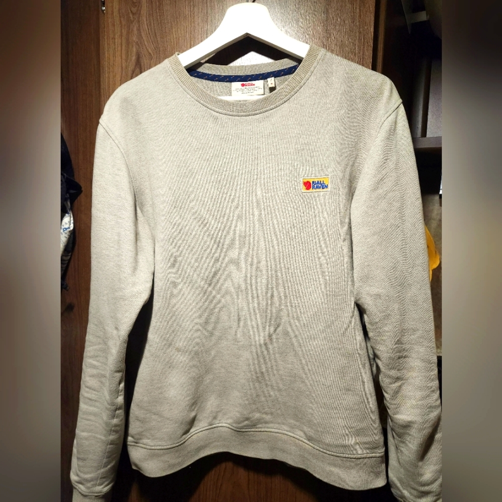 Fjallraven Classic Sweater. Size M